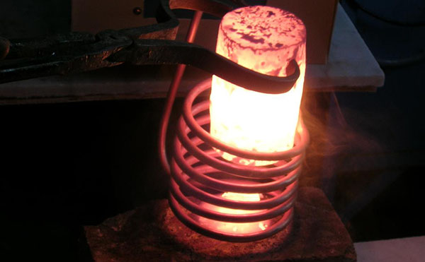 金属熔炼炉炉温和功率问题