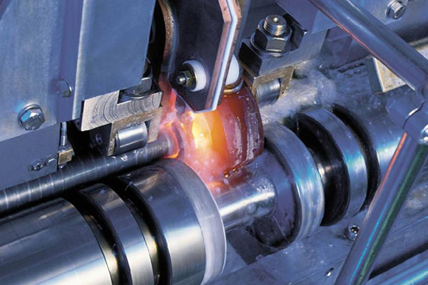 凸轮轴淬火机床工件热硬性和耐磨性